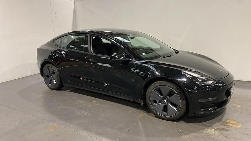Black Used 2021 Tesla Model 3 Long Range AWD Sedan | £17,798 (A bit pricey) - Image 1/3