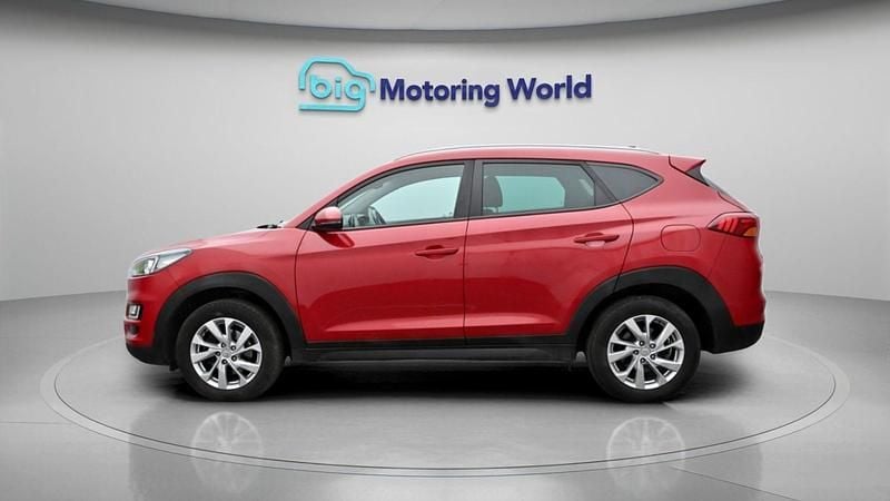 Used Hyundai Tucson SE 177 HP (130 kW) 2019 Red SUV