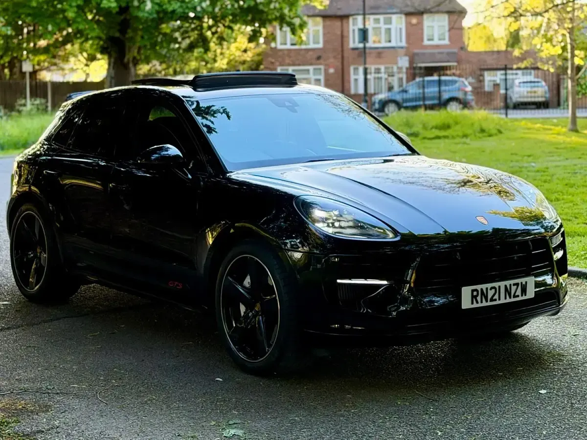 Used Porsche Macan 2021 Black SUV