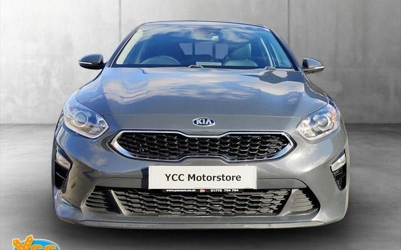 Used Kia Ceed 116 HP (85 kW) 2019 Grey Hatchback