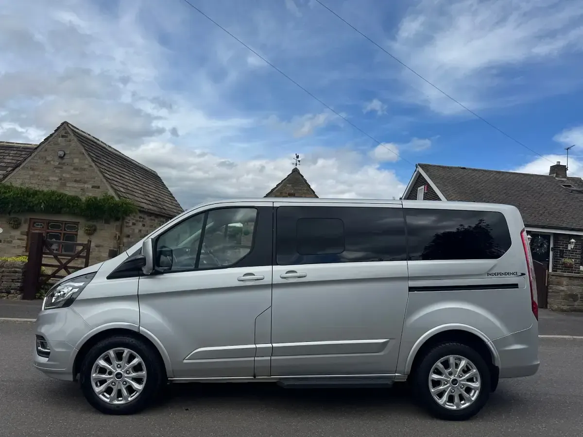 Used Ford Tourneo Custom Titanium 2020 Silver Van