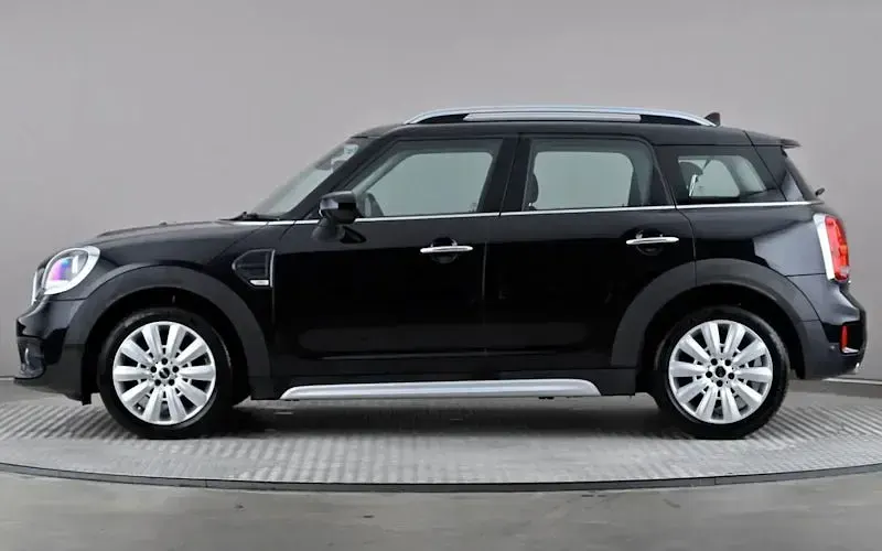 Used Mini Cooper Classic 136 HP (100 kW) 2019 Black Hatchback