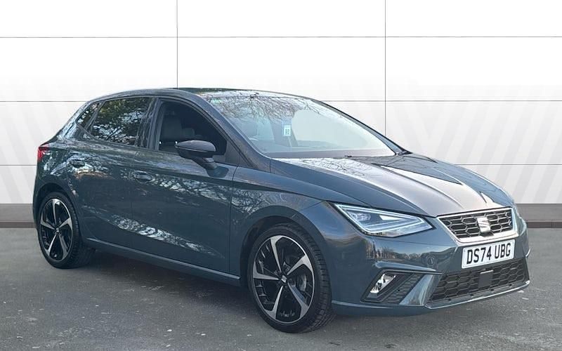 Used Seat Ibiza FR Sport 95 HP (69 kW) 2024 Blue Hatchback