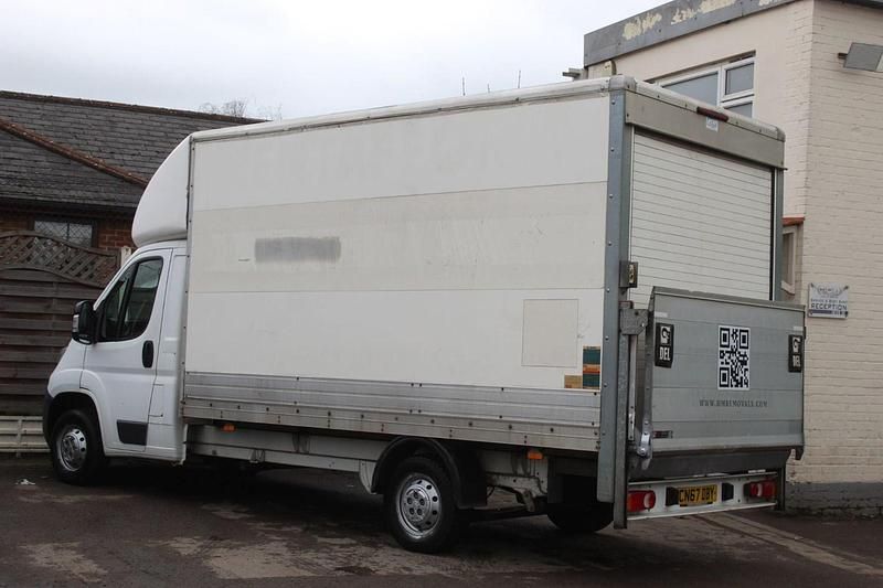 Used Citroën Relay 130 HP (95 kW) 2017 White Van