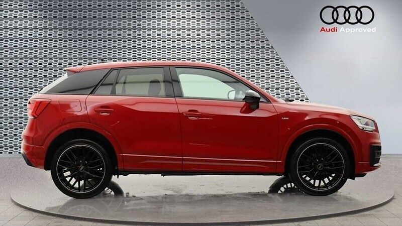 Used Audi Q2 Black Edition 114 HP (83 kW) 2019 Red SUV