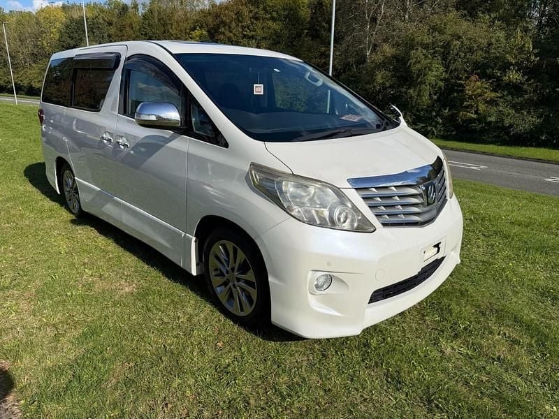 White Used 2011 Toyota Alphard MPV | £11,995 (Good price) - Image 1/4