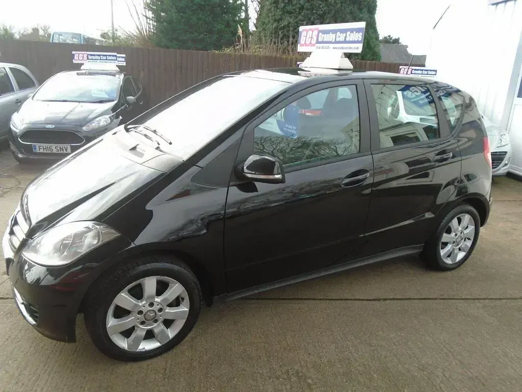 Used Mercedes A160 Classic 2010 Black Hatchback