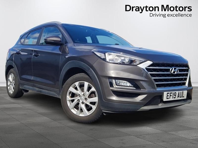 Used Hyundai Tucson SE 177 HP (130 kW) 2019 Grey SUV