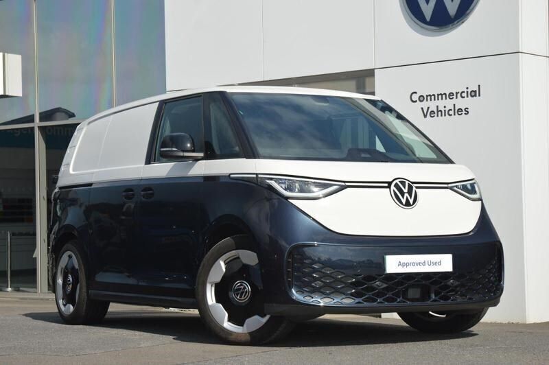Candy white / starlight blue Used 2023 VW ID. Buzz Pro Van | £32,750 (Good price) - Image 1/4