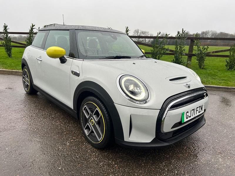 Used Mini Cooper SE Level 2 135 kW (184 HP) 2021 Silver Hatchback