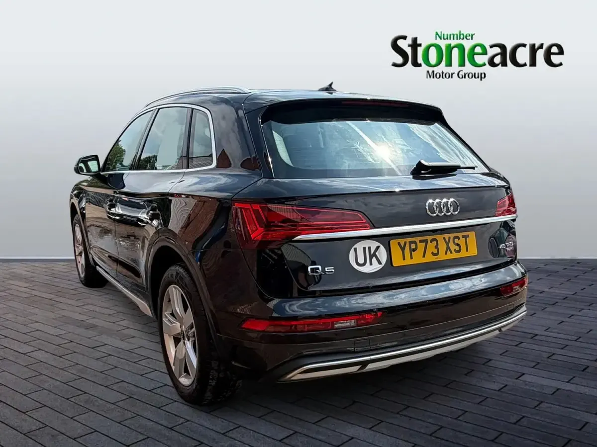 Used Audi Q5 Sport 265 HP (194 kW) 2023 Black SUV