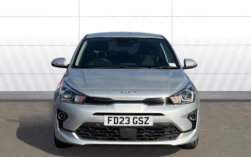 Used Kia Rio 101 HP (74 kW) 2022 Silver Hatchback