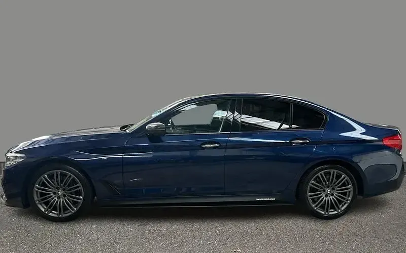 Used BMW 525 M Sport 231 HP (169 kW) 2018 Blue Sedan