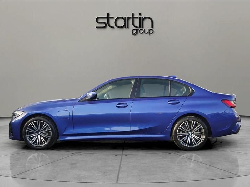 Used BMW 330e M Sport 288 HP (211 kW) 2021 Blue Sedan
