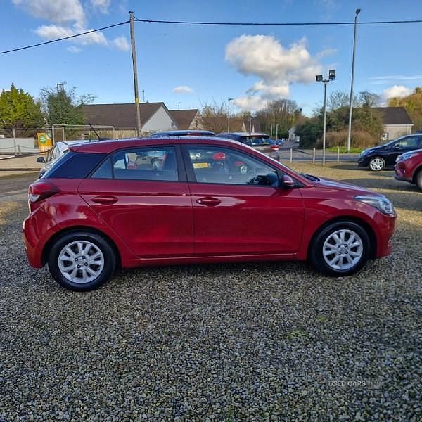 Used Hyundai i20 SE 2017 Red Hatchback