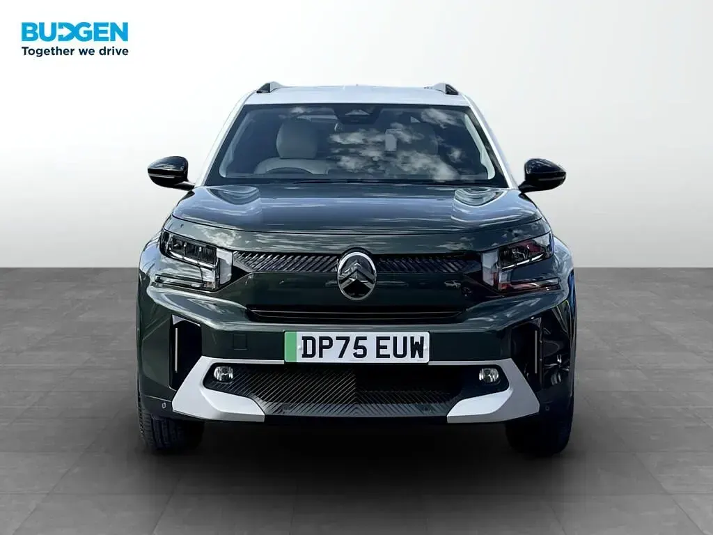 Used Citroën e-C3 83 kW (113 HP) 2025 Green Hatchback