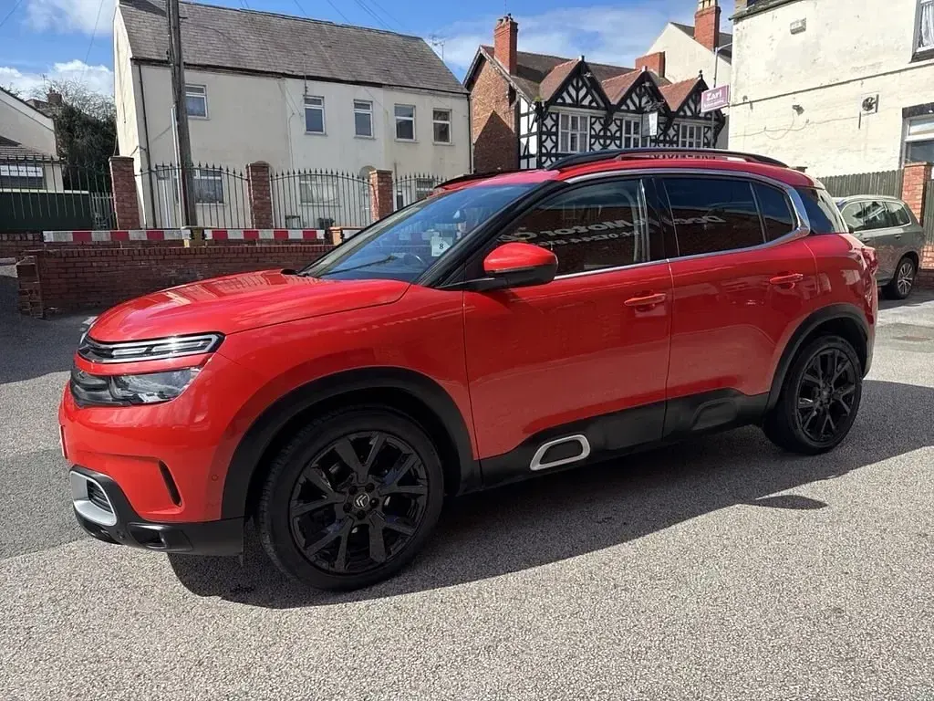 Używany Citroën C5 Flair 180 KM (132 kW) 2019 Czerwony SUV