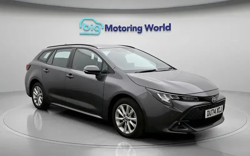 Used Toyota Corolla 140 HP (102 kW) 2026 Estate