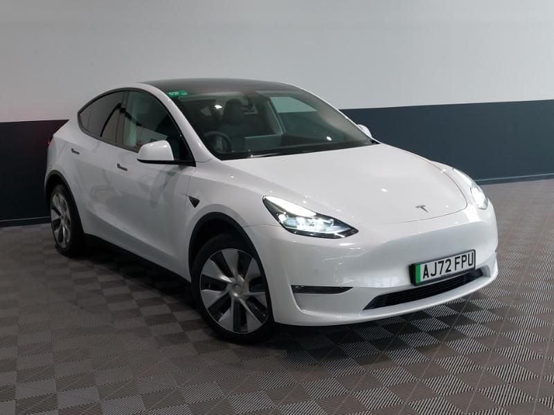 Used Tesla Model Y Long Range AWD 11 kW (15 HP) 2022 White SUV