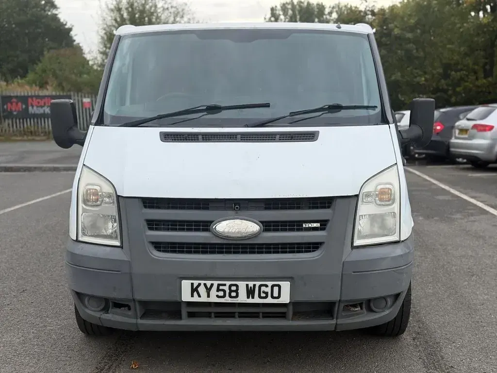 Used Ford Transit 85 HP (62 kW) 2008 White Van