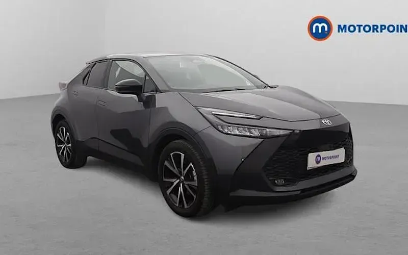 Usado Toyota C-HR Design 140 HP (102 kW) 2026 SUV