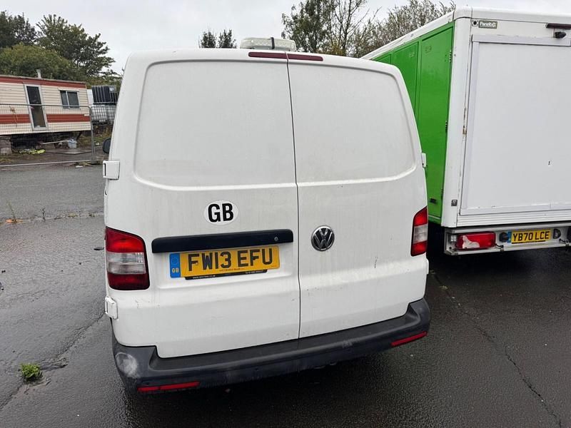 Used VW T5 Startline 114 HP (83 kW) 2013 White Van