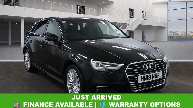 Used Audi A3 Sportback e-tron Advanced 204 HP (150 kW) 2018 Black Hatchback
