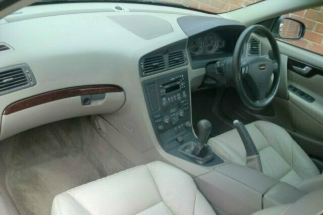 Used Volvo S60 180 HP (132 kW) 2002 Sedan