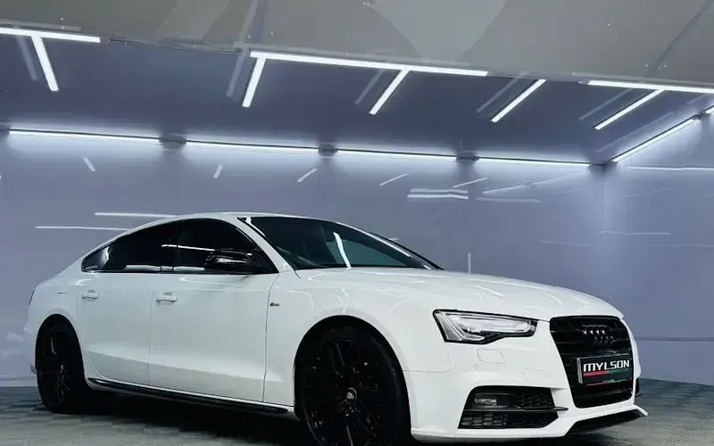 Usado Audi A5 Sportback Black Edition 190 CV (139 kW) 2015 Utilitario
