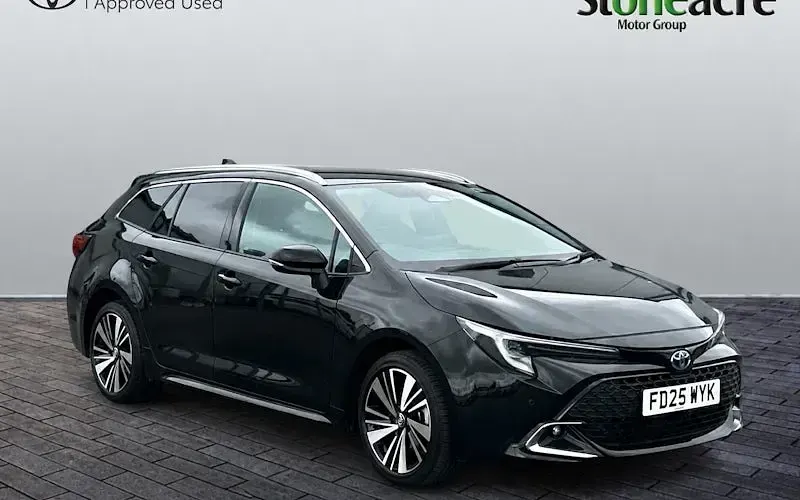 Used Toyota Corolla Design 140 HP (102 kW) 2026 Estate