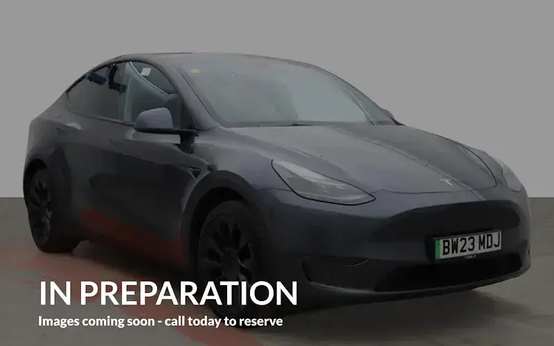 Used Tesla Model Y Long Range AWD 286 kW (389 HP) 2025 SUV