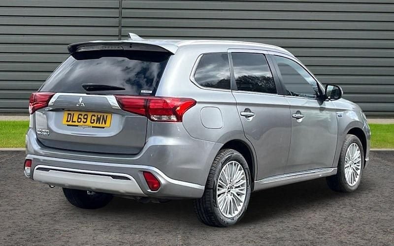 Used Mitsubishi Outlander P-HEV 224 HP (164 kW) 2020 Estate