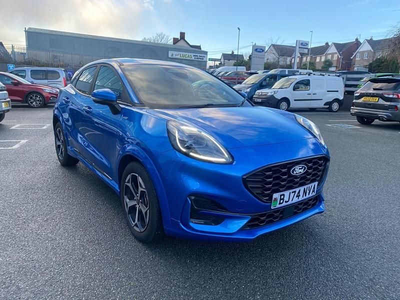 Begagnad Ford Puma ST-Line 2024 Blå Halvkombi