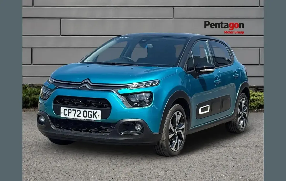 Used Citroën C3 PureTech 110 HP (80 kW) 2023 Blue Hatchback