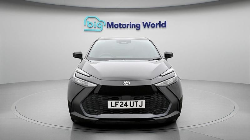 Używany Toyota C-HR 138 KM (101 kW) 2024 SUV
