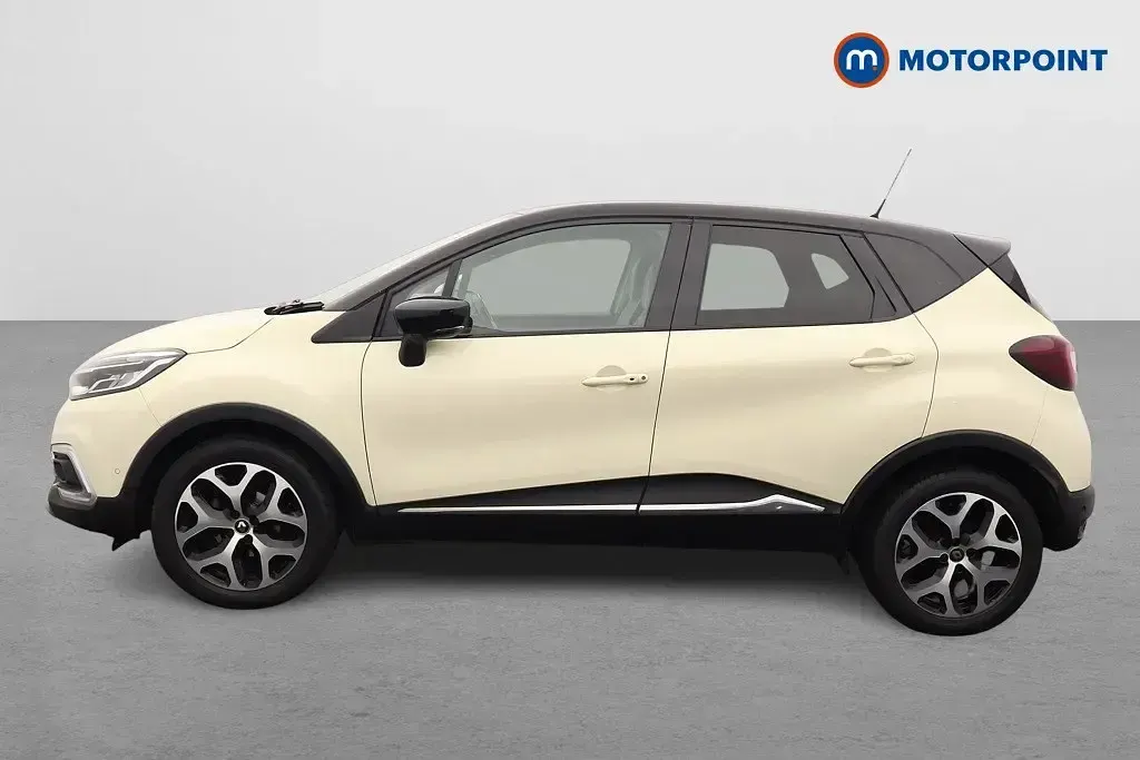 Used Renault Captur GT-Line 90 HP (66 kW) 2018 Cream/black SUV