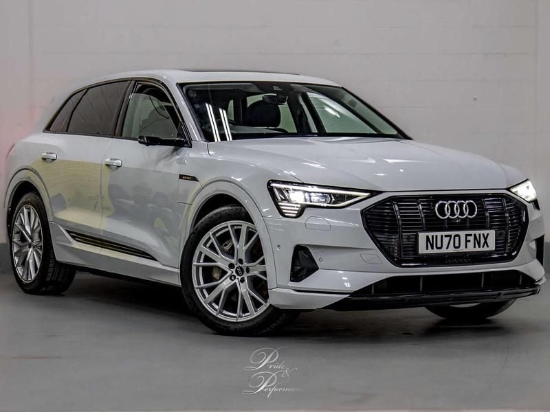 White Used 2020 Audi e-tron Comfort SUV | £20,995 (Expensive) - Image 1/4