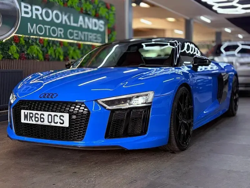 Used Audi R8 Spyder Advanced 540 HP (397 kW) 2016 Blue Cabriolet