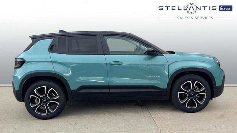 Used 2024 Jeep Avenger EV Summit SUV | £18,419 (Fair price) - Image 1/4