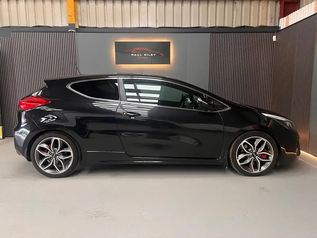 Used Kia ProCeed GT 2016 Black Hatchback