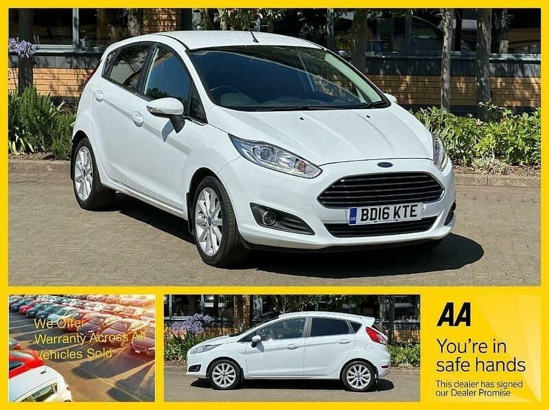 White Used 2016 Ford Fiesta Titanium Hatchback | £4,695 (Super price) - Image 1/4