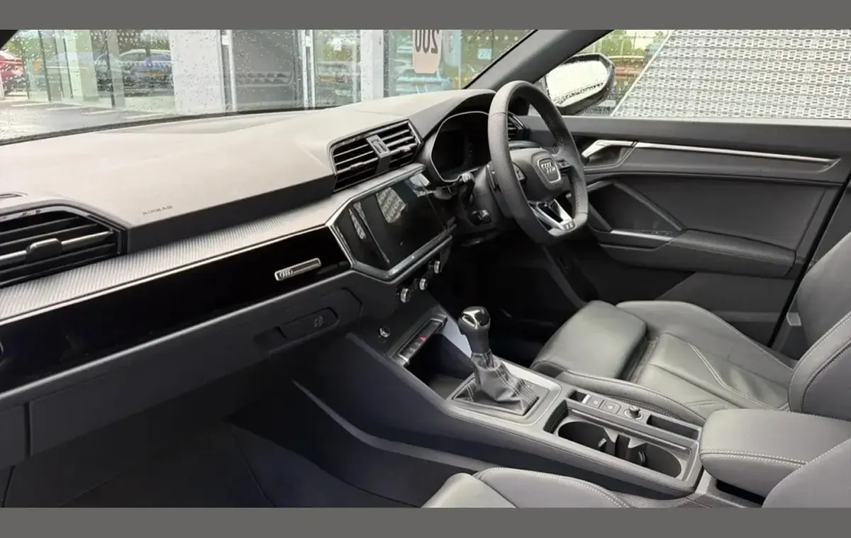 Used Audi Q3 Black Edition 150 HP (110 kW) 2025 Grey SUV