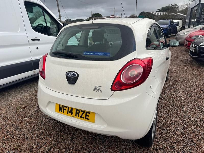 Used Ford Ka Studio 69 HP (50 kW) 2014 White Hatchback