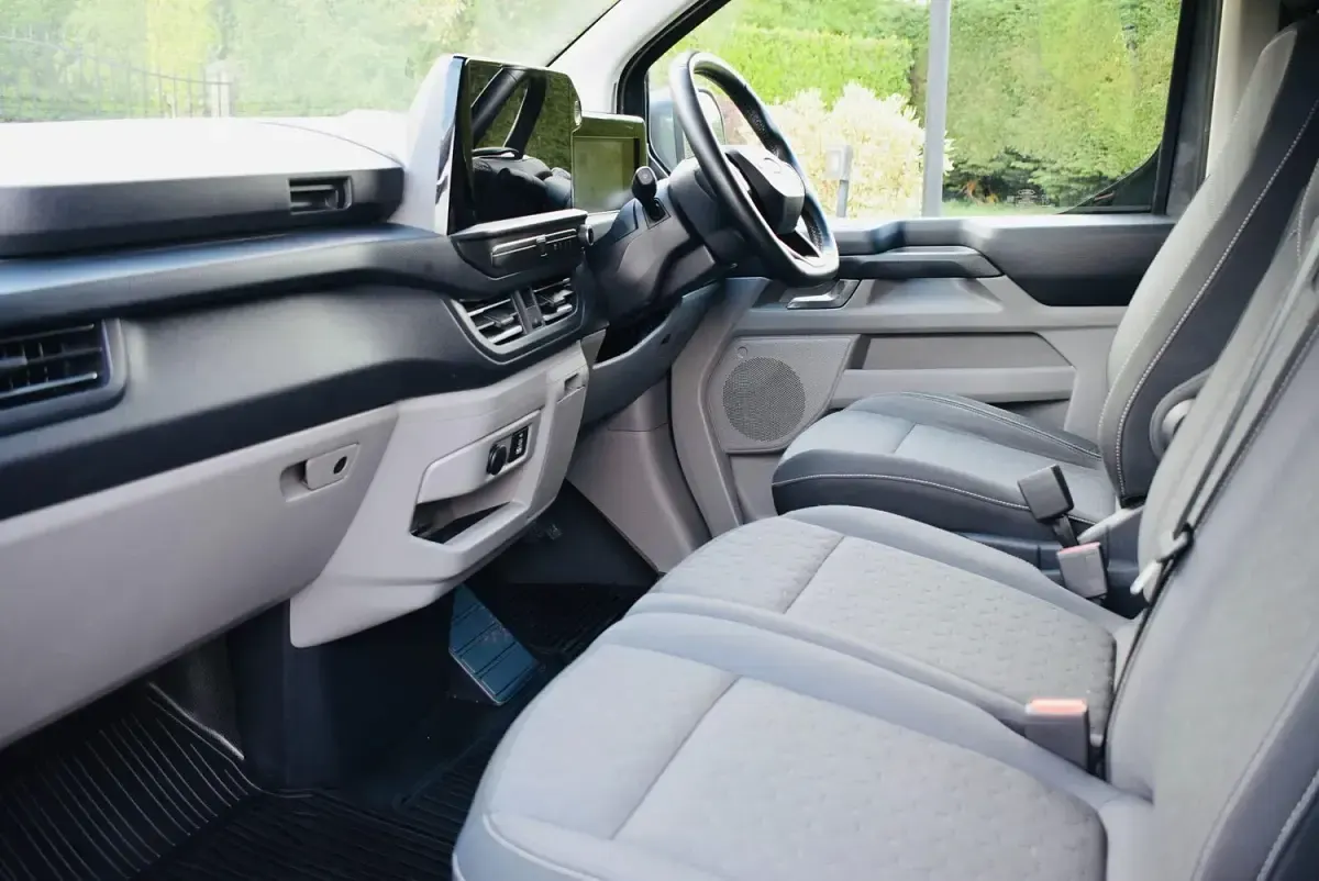 Used Ford Transit Custom Limited 170 HP (125 kW) 2024 Grey Van