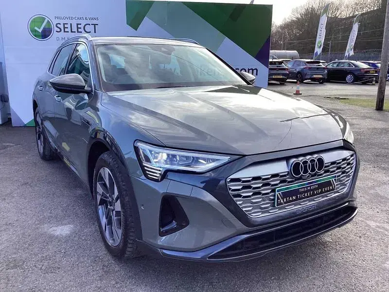 Used Audi Q8 e-tron Sport 250 kW (340 HP) 2024 Suzuka grey metallic SUV