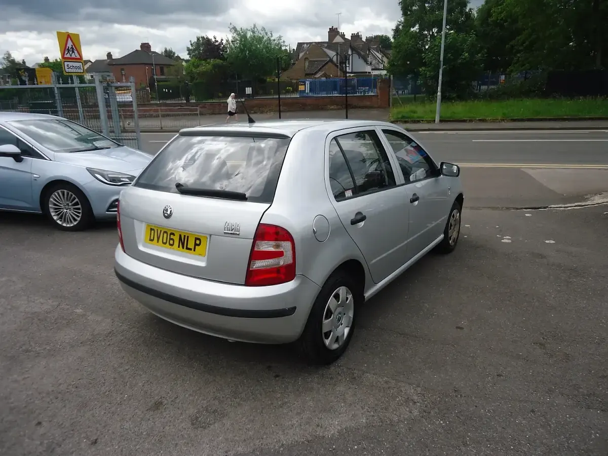 Used Skoda Fabia Classic 64 HP (47 kW) 2006 Silver Hatchback