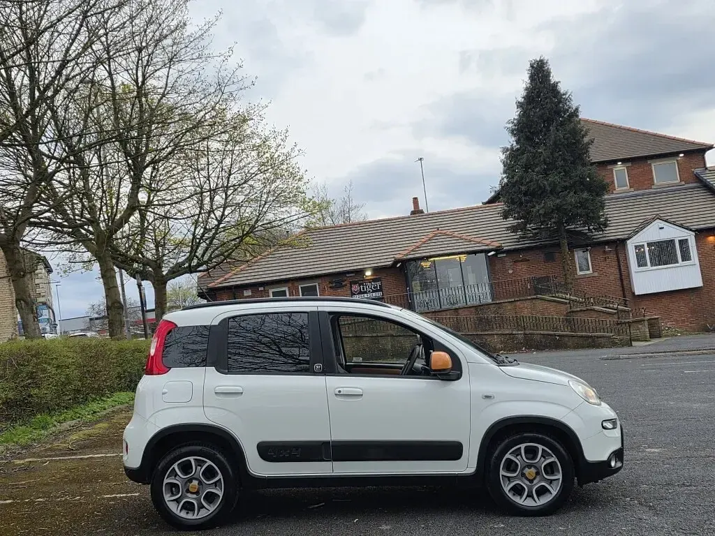 Used Fiat Panda 85 HP (62 kW) 2014 Black Hatchback