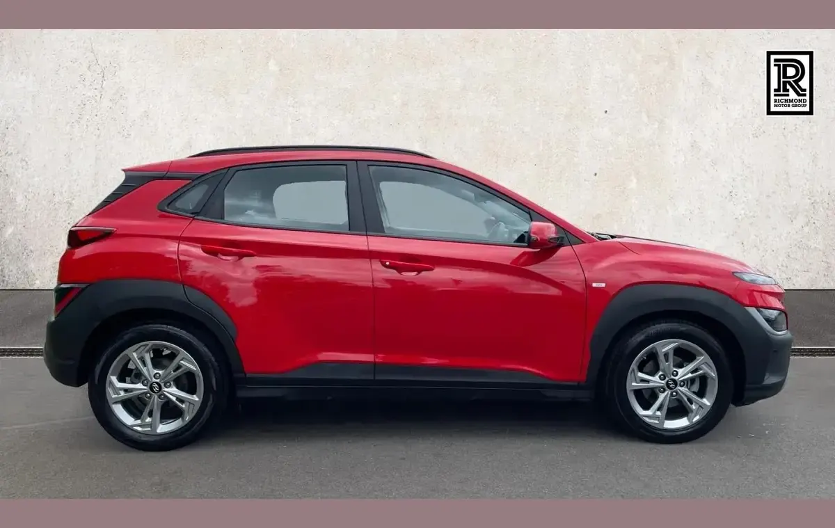 Used Hyundai Kona SE 117 HP (86 kW) 2023 Red SUV