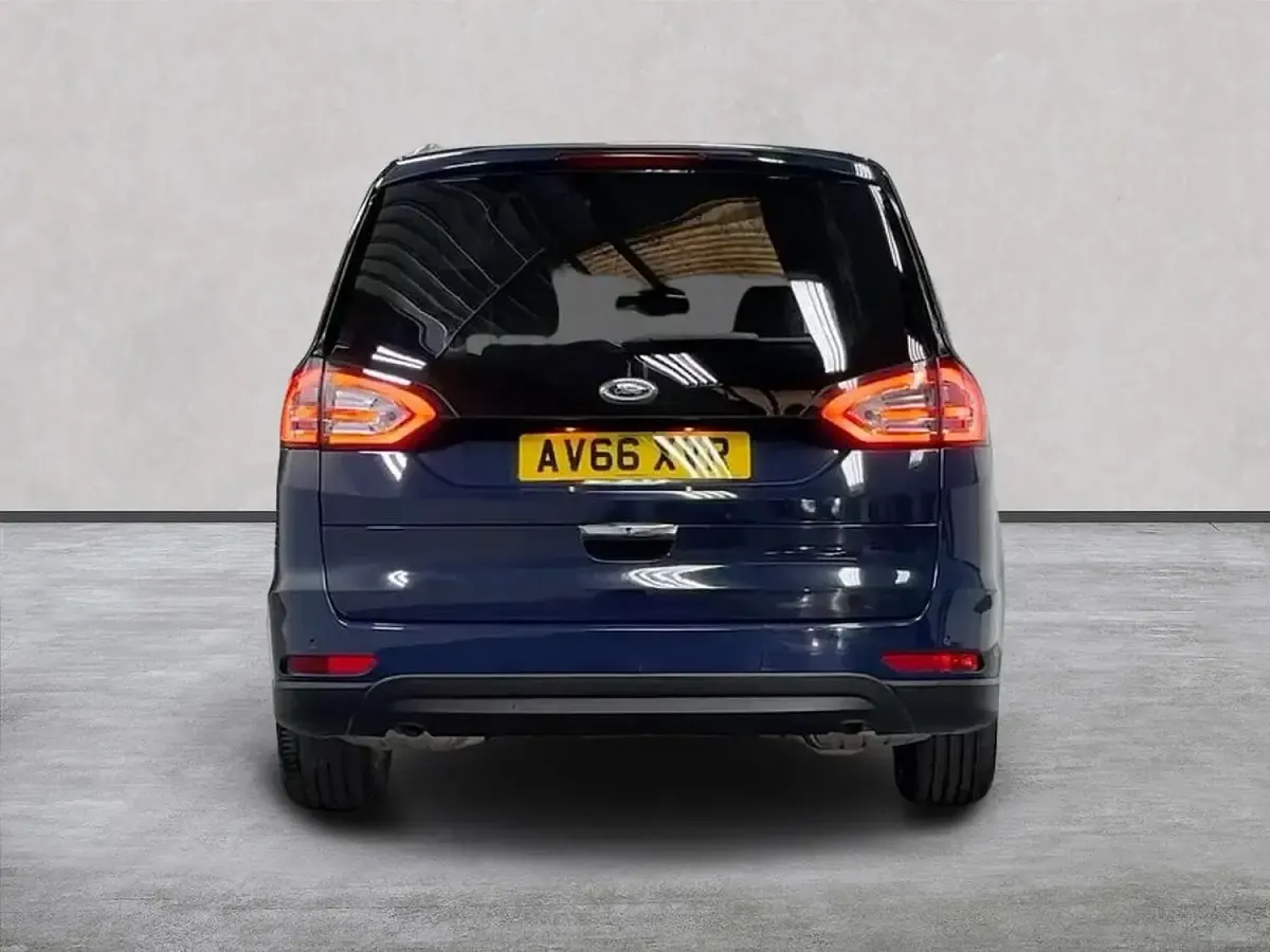 Used Ford Galaxy Titanium 150 HP (110 kW) 2017 Blue MPV