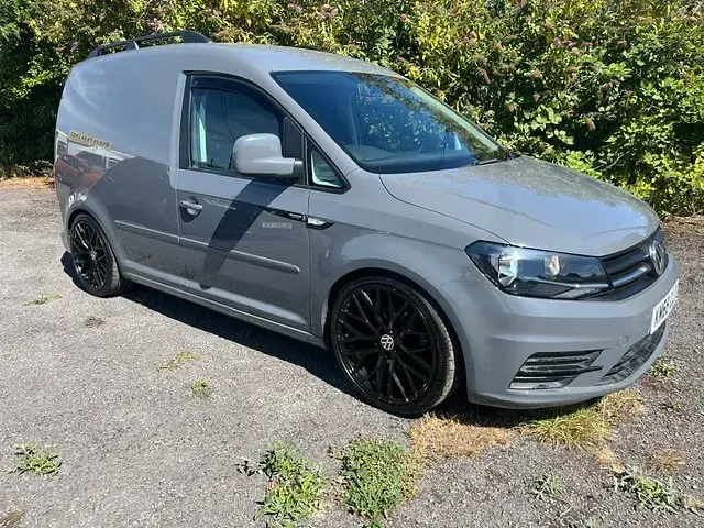 Used VW Caddy Trendline 102 HP (75 kW) 2018 Grey MPV
